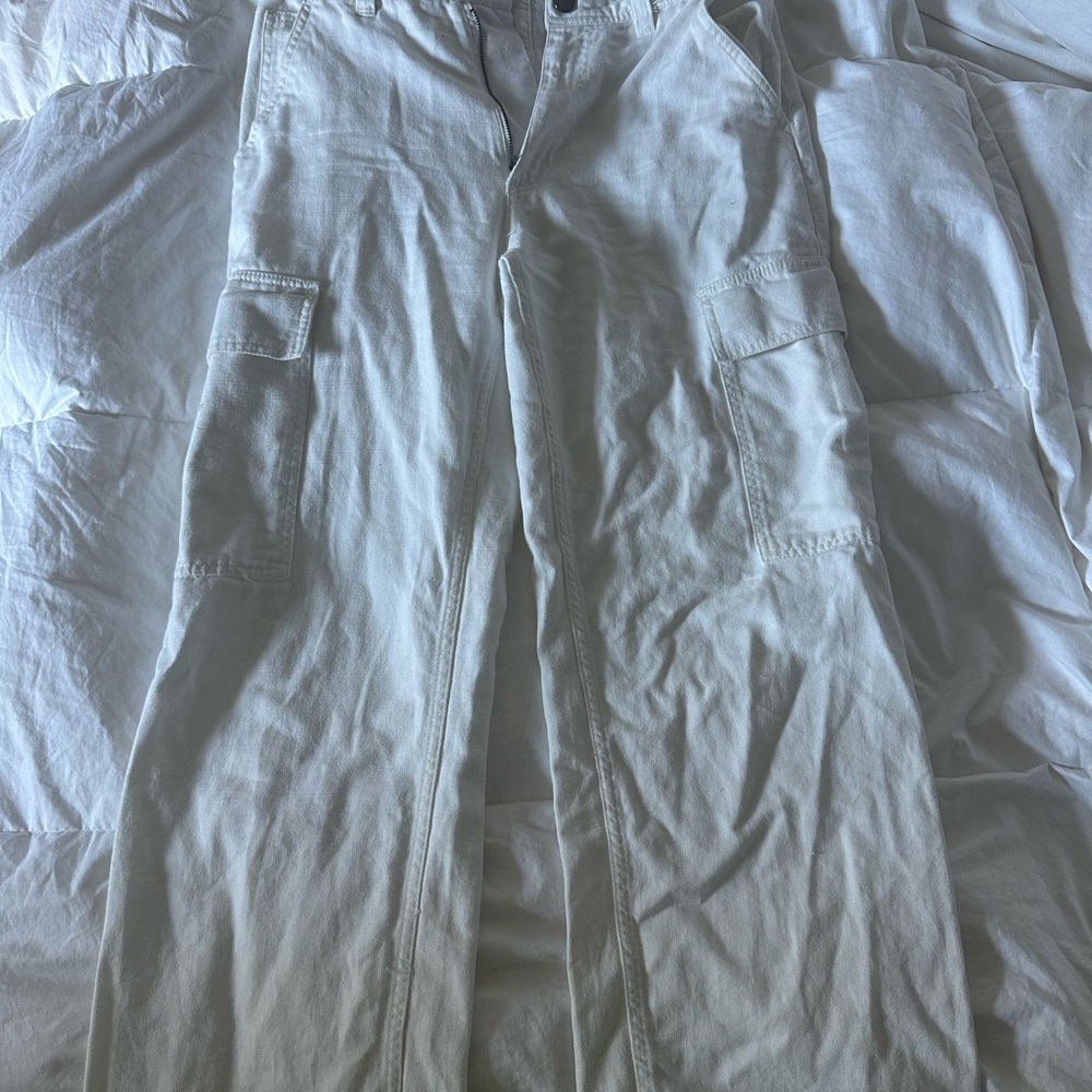 Women’s White Cargo Pants